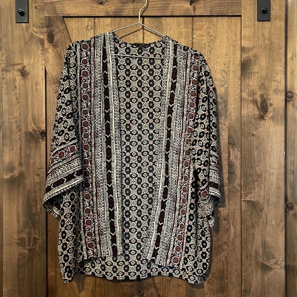 Short sleeve cardigan
